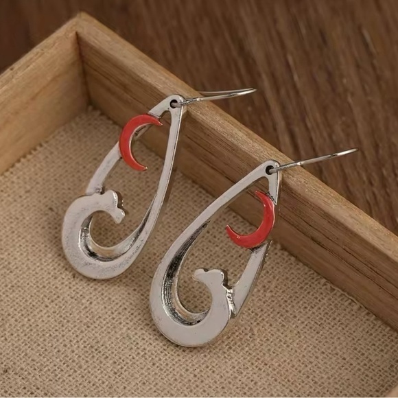 Tibetian Silver Bohemian Ocean Waves & Red Crescent Moon Tear Drop Earrings - Picture 4 of 6